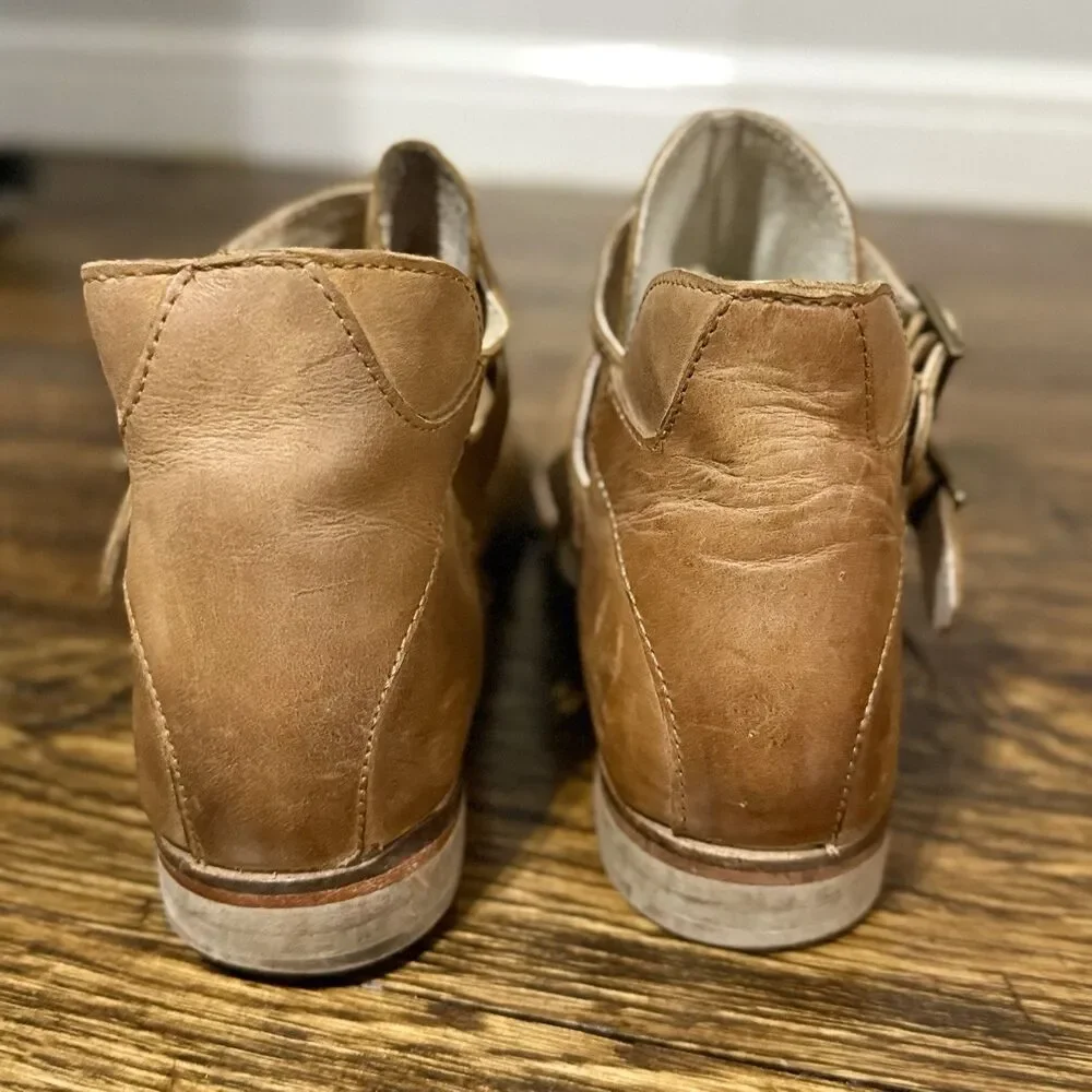 Free People Braeburn Brown Distressed Leather Buckle Ankle Boot Womens Sz 9.5/40